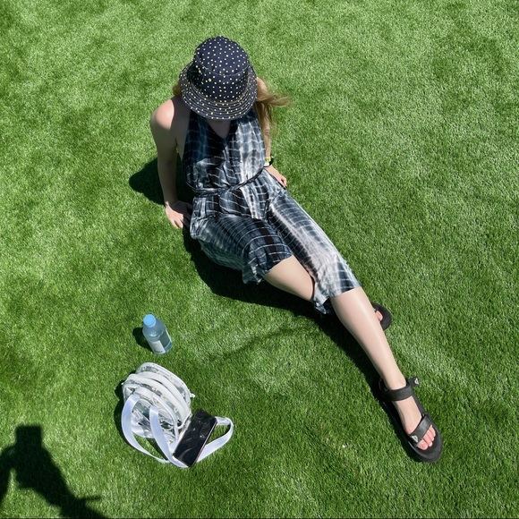 Meet your Posher, Holly - Picture 1 of 1